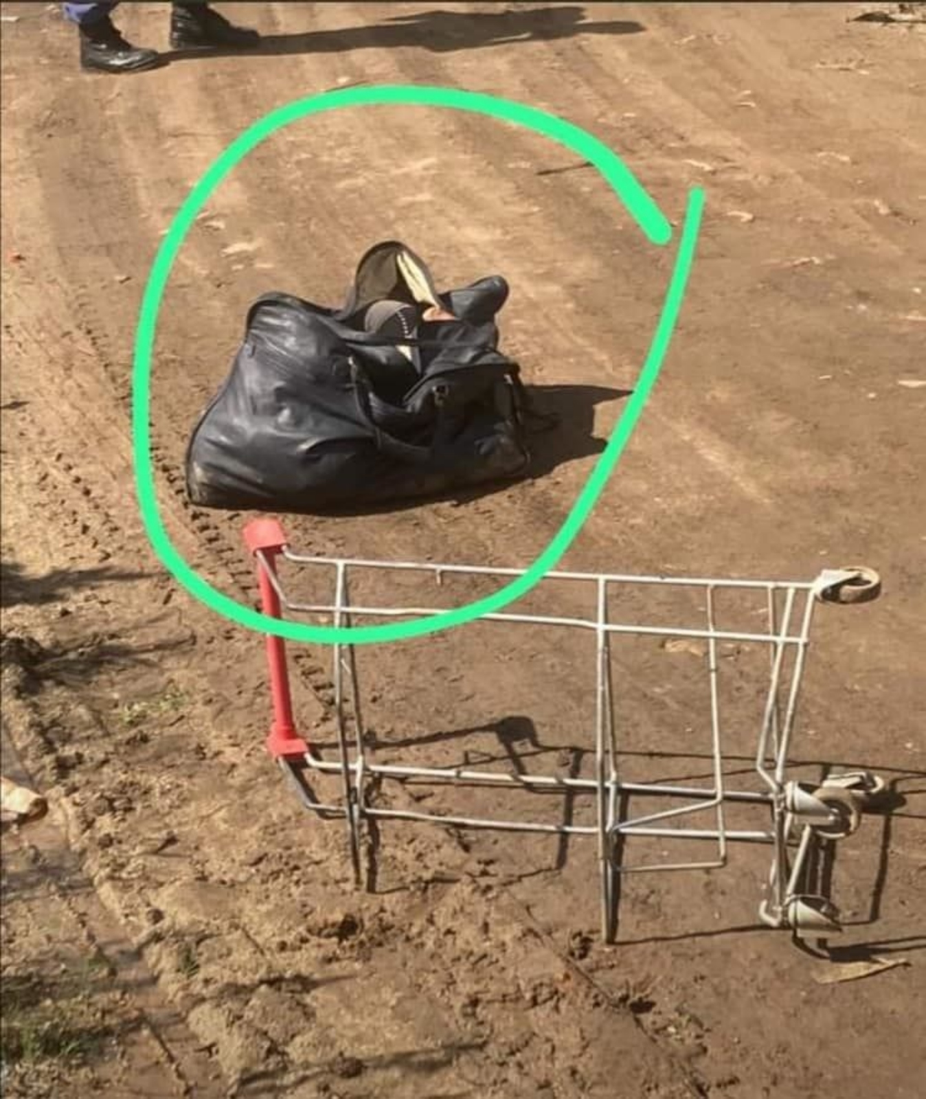 Man caught with body in the bag